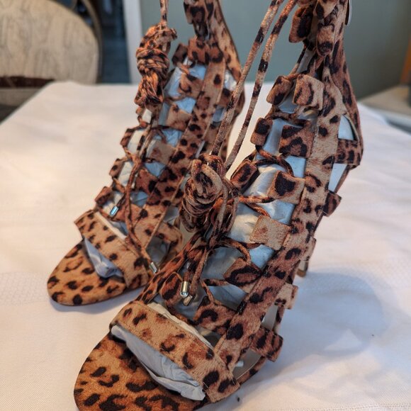 Lace-Up Leopard Print Sandals - Picture 3 of 10